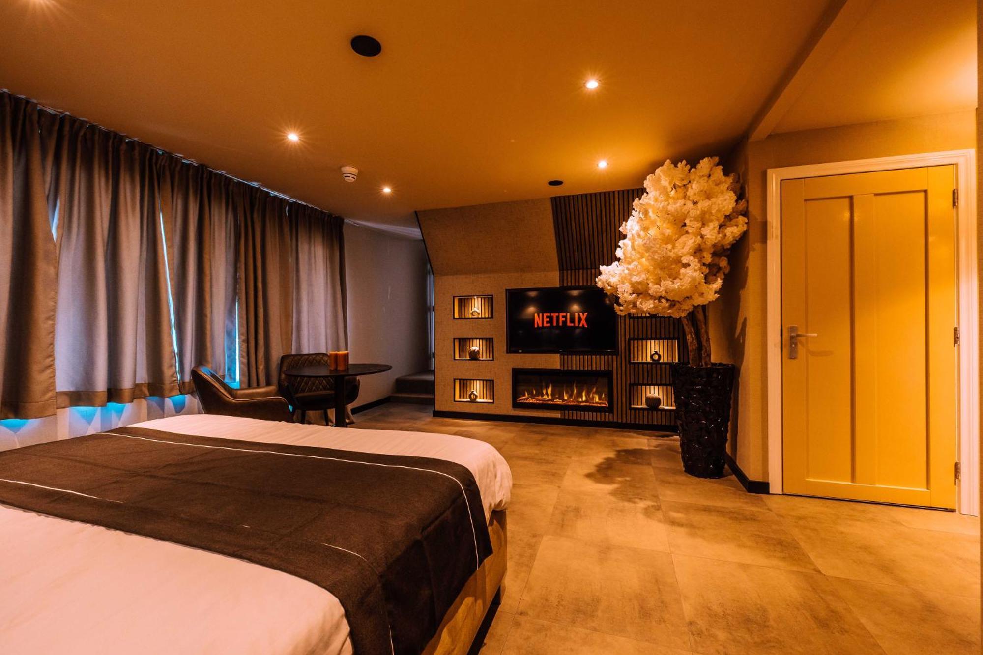 Hotel Buren Buren  Luaran gambar